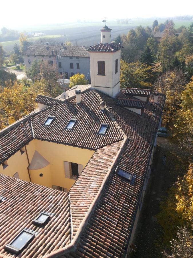 La Torre Di Longara Bed & Breakfast Calderara di Reno Eksteriør bilde