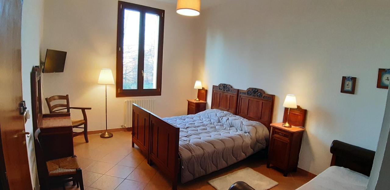 La Torre Di Longara Bed & Breakfast Calderara di Reno Eksteriør bilde