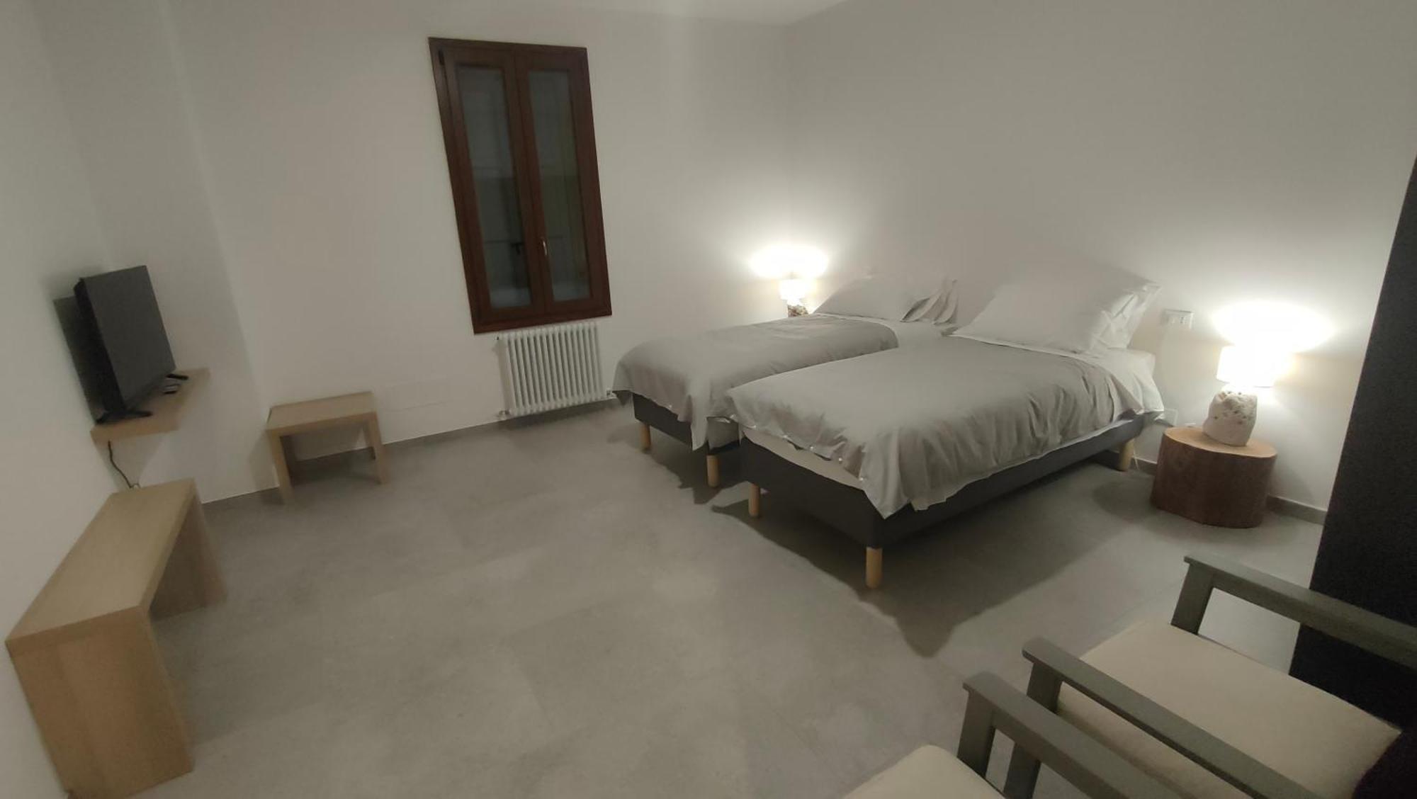 La Torre Di Longara Bed & Breakfast Calderara di Reno Eksteriør bilde