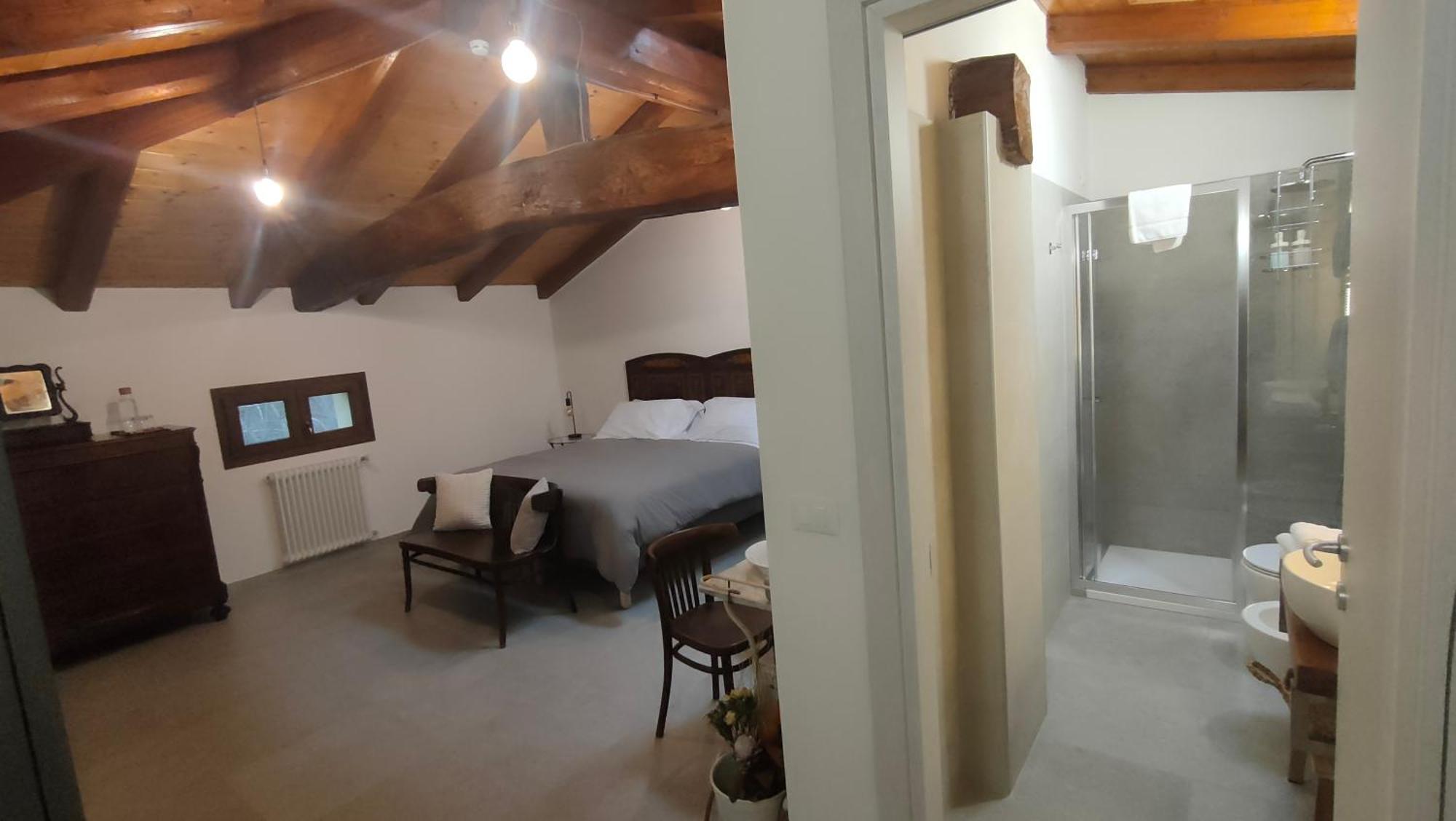 La Torre Di Longara Bed & Breakfast Calderara di Reno Eksteriør bilde